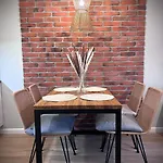 Apartament White Glove Deluxe Kopernik